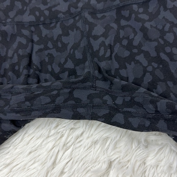 Lululemon Align Pant II 25" Wild Thing Camo Deep Coal Multi - Picture 4 of 6